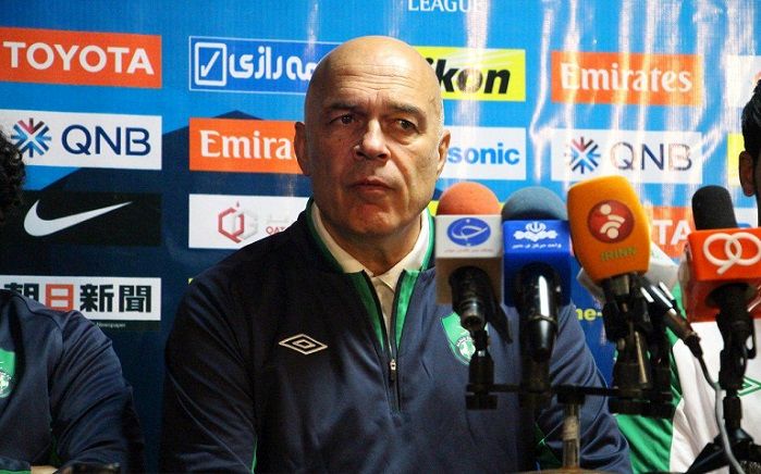 تردید الاهلی به برکناری یا اعتماد به سرمربی حریف استقلال
