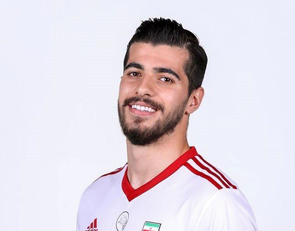 عکس منشوری سعید عزت اللهی کنار خانم جوان