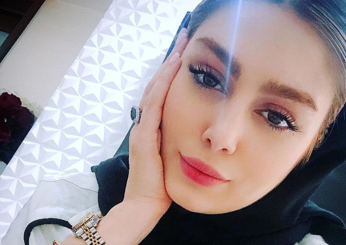 تیپ جنجالی سحر قریشی سوار بر موتور وسپا+ تصاویر جذاب سحر قریشی