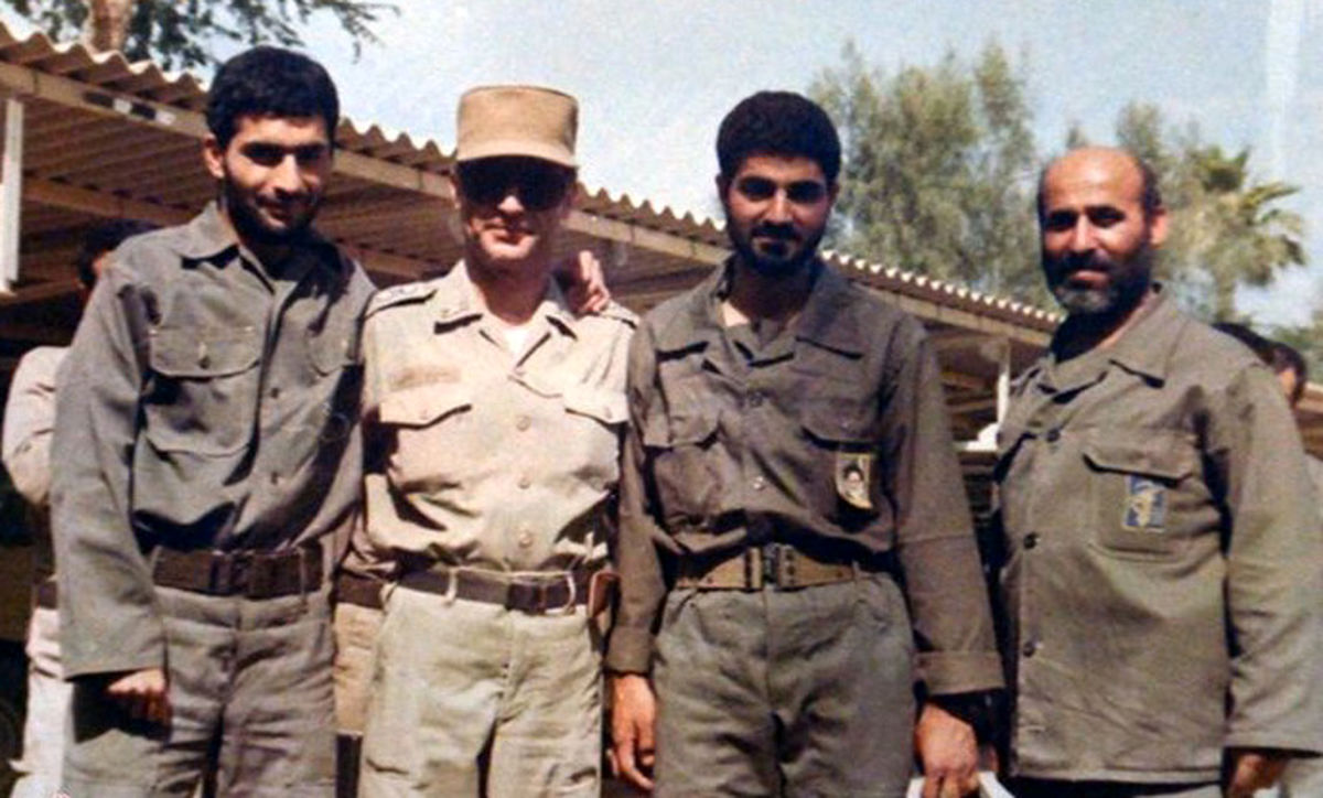 تصاویر دیده نشده از سردار سلیمانی درکنارپدر موشکی ایران