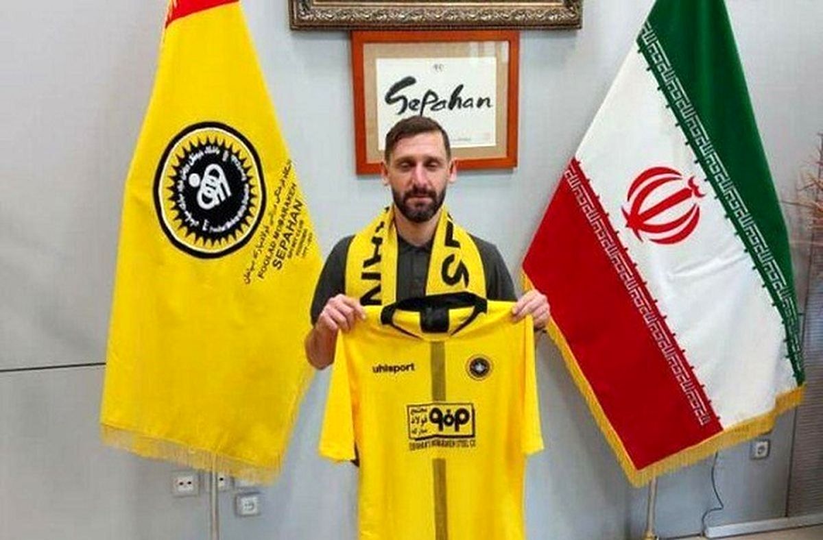 راز عصبانیت شدید ستاره پرسپولیسی سپاهان فاش شد